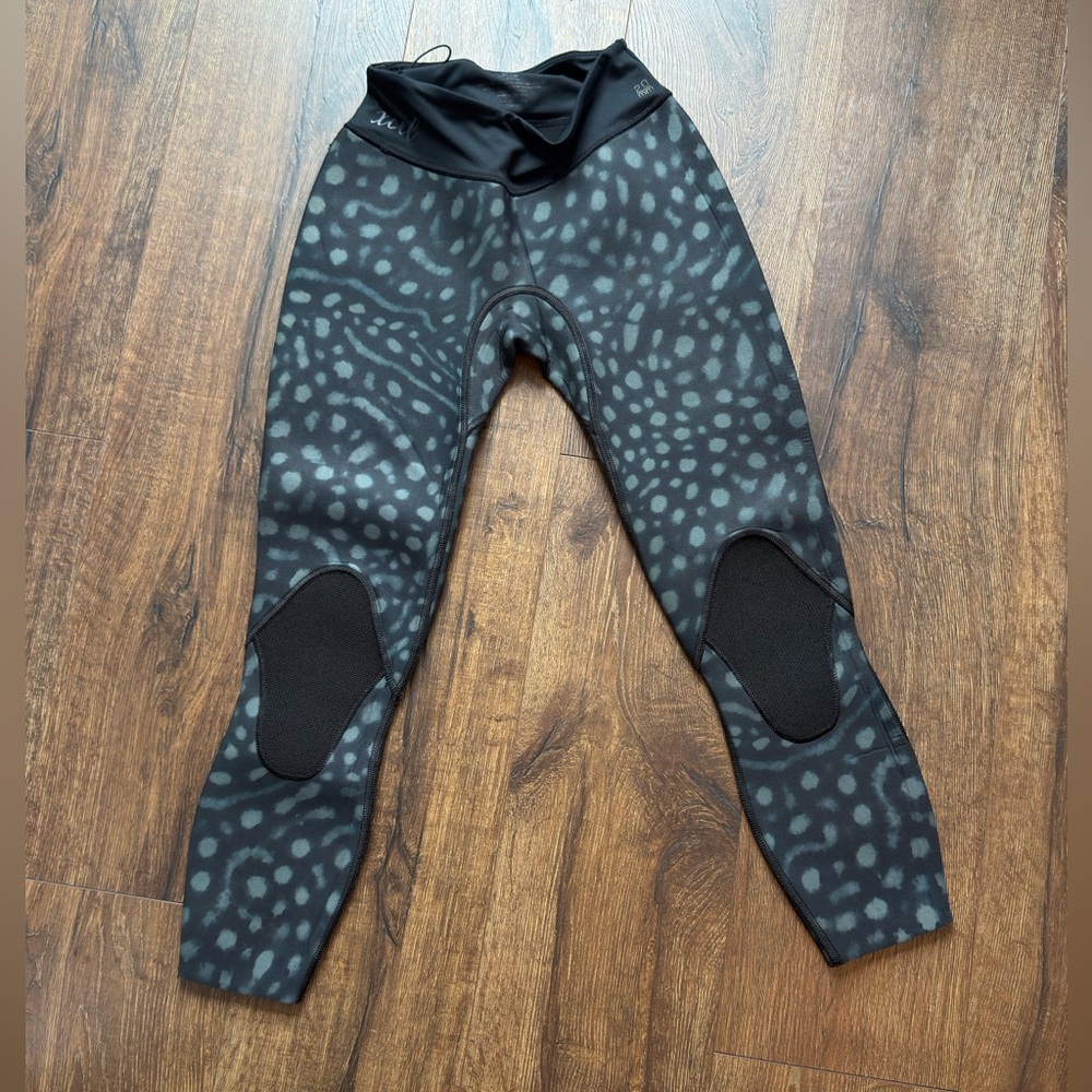 Xcel Womens Water Inspired Axis 2mm
Neoprene Pant Whale Shark -Ocean Ramsey
